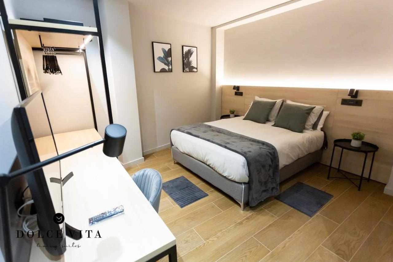 Apartamento Napoli Living Suites En Vila Real Kültér fotó